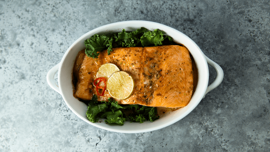 Oven-roasted salmon with sriracha and lime