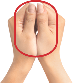 Mains formant un poing se faisant face avec carré aux coins ovales dessiné au-dessus des mains